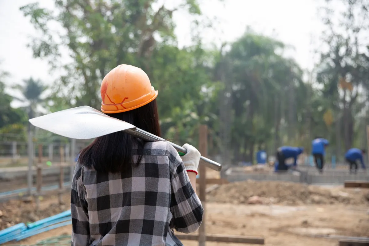 Make sure you're not building other people's dreams featured